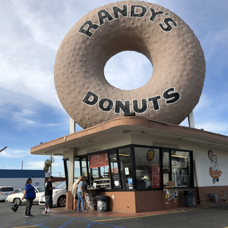 CA: Famed Donuts of LA