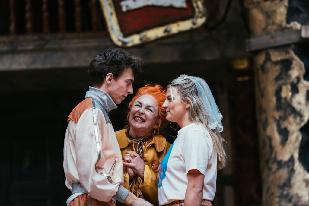 Review Globe Theatre