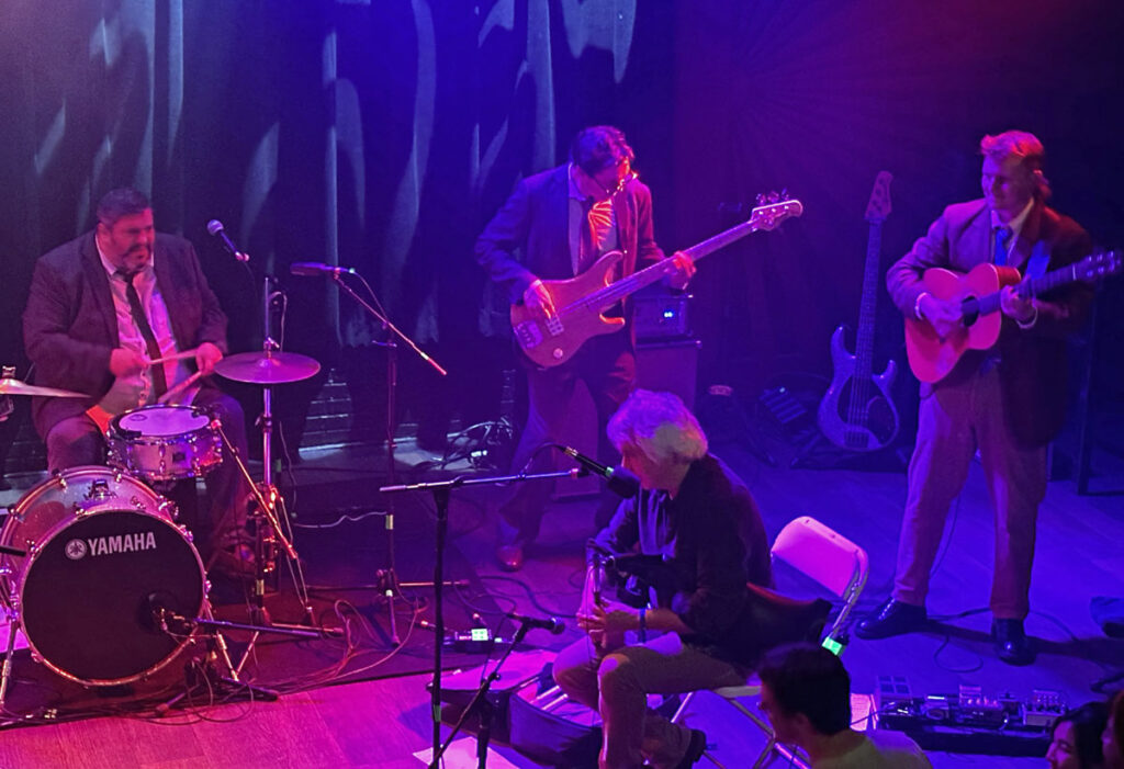 the olllam Troubadour 