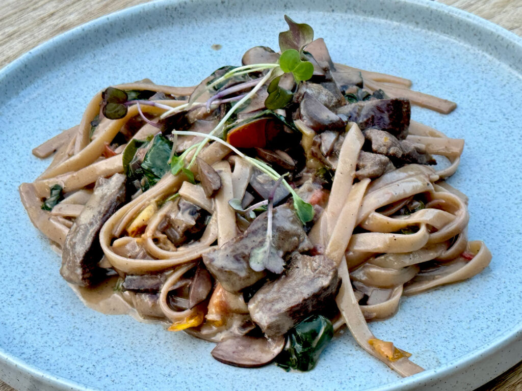 Romanita Baja Kitchen